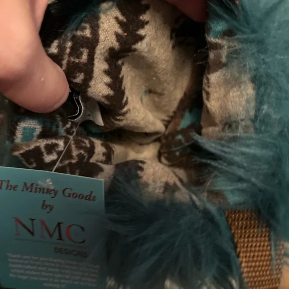 Minky Furry Teal mini Handbag with Brown Straps and Pendleton interior - Picture 5 of 5